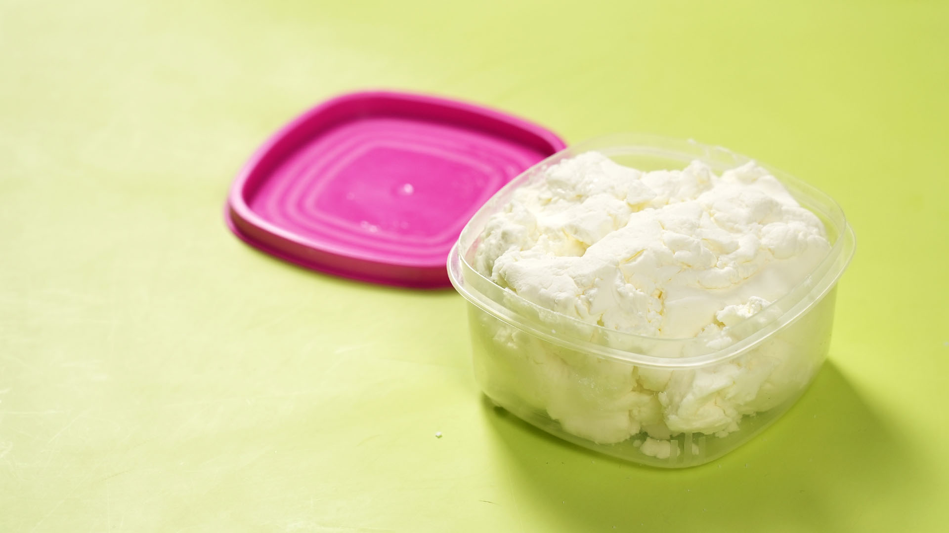How to Make Slime with Shampoo: 6 Easy Homemade Recipes