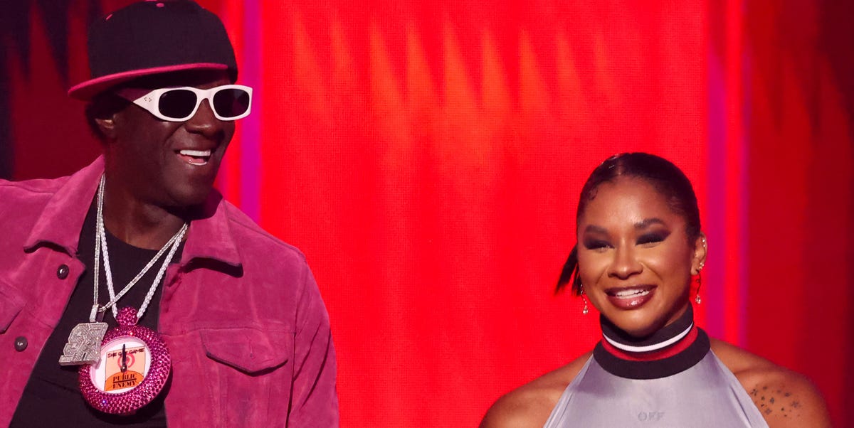 Olympics Fans Applaud Flavor Flav for His Gift to Jordan Chiles at the 2024 VMAs