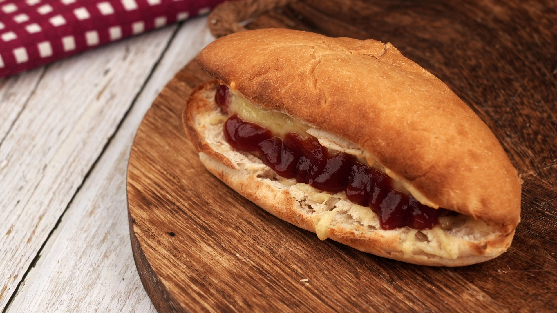 How to Make a Hot Dog in the Microwave: 10 Steps